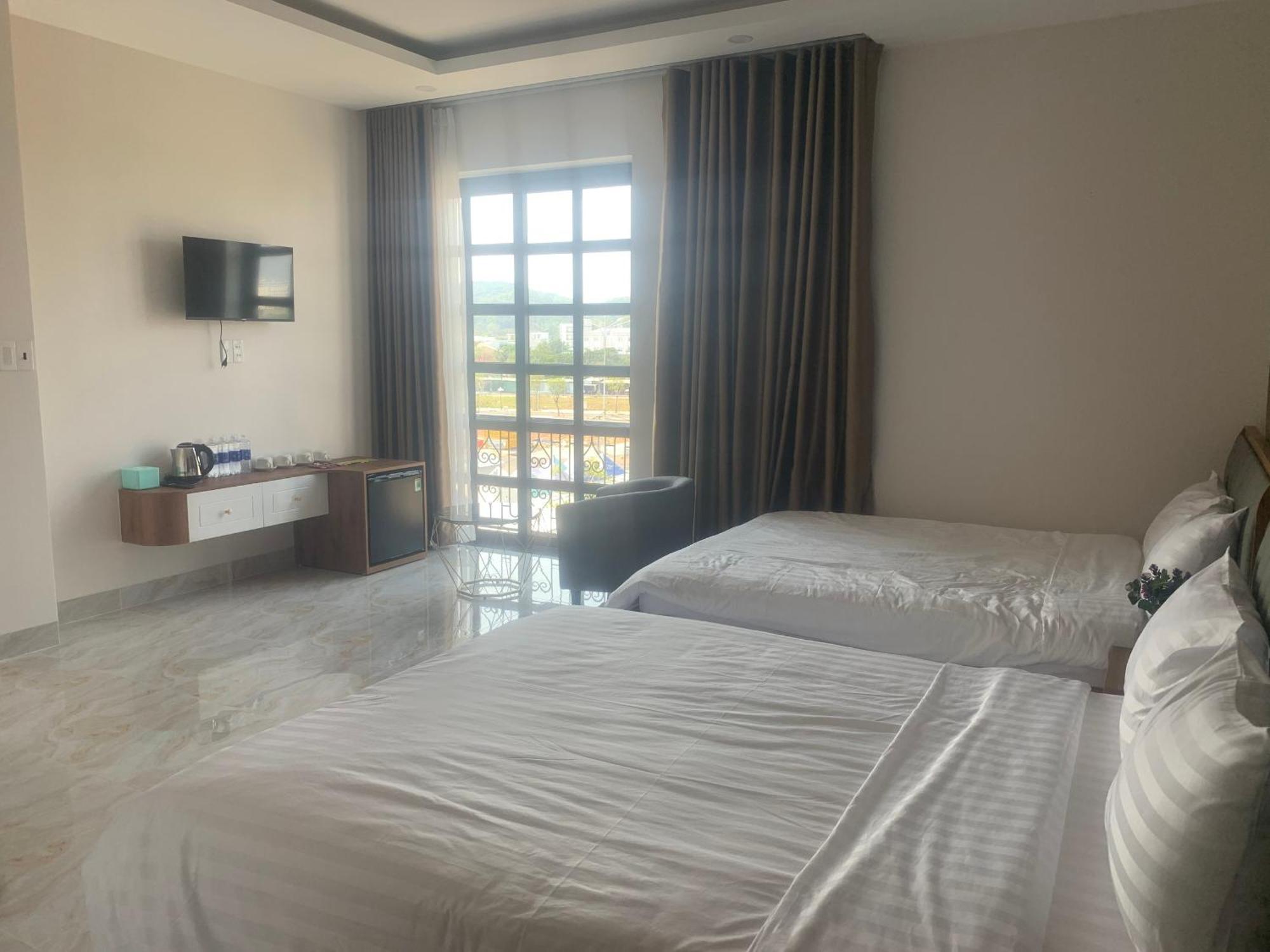 הא טיין Ha Hung Panorama Hotel מראה חיצוני תמונה