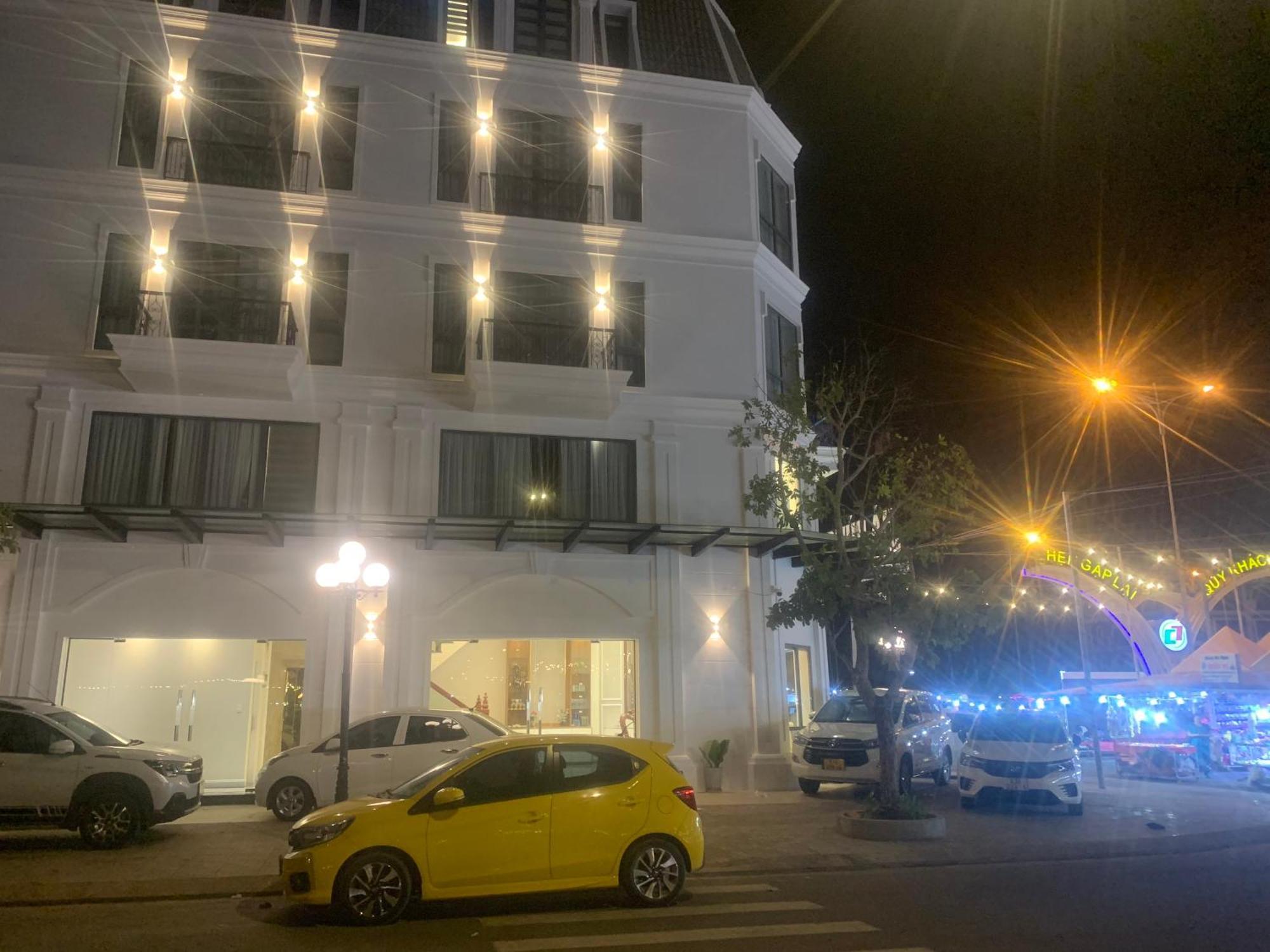 הא טיין Ha Hung Panorama Hotel מראה חיצוני תמונה