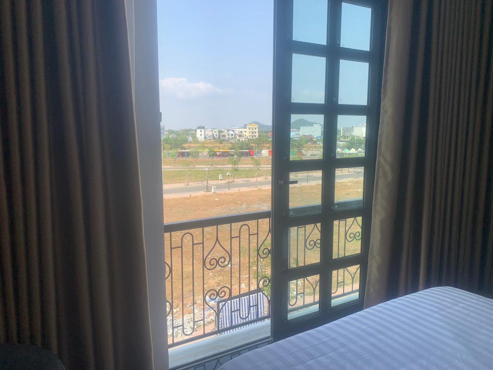 הא טיין Ha Hung Panorama Hotel מראה חיצוני תמונה