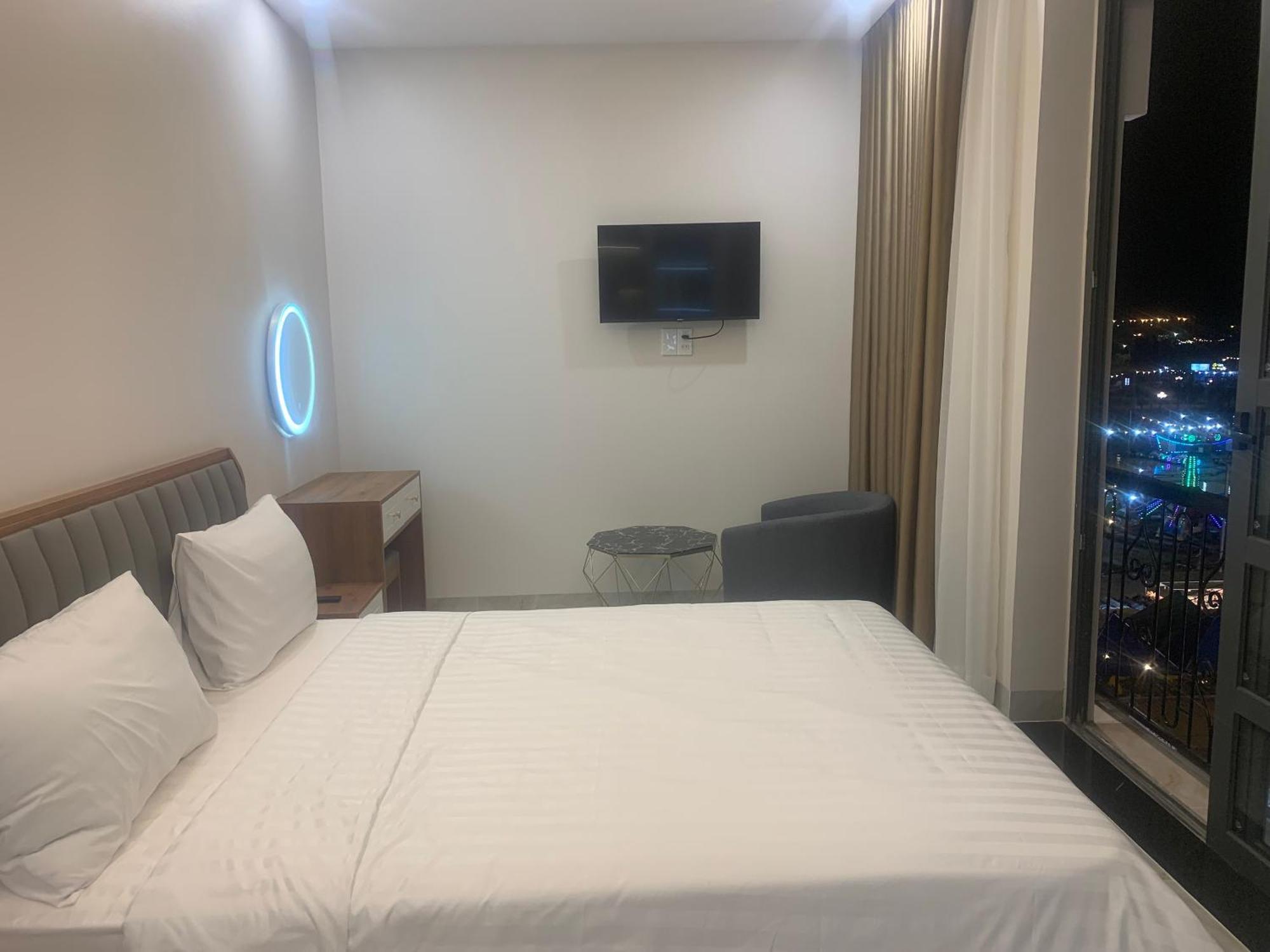 הא טיין Ha Hung Panorama Hotel מראה חיצוני תמונה