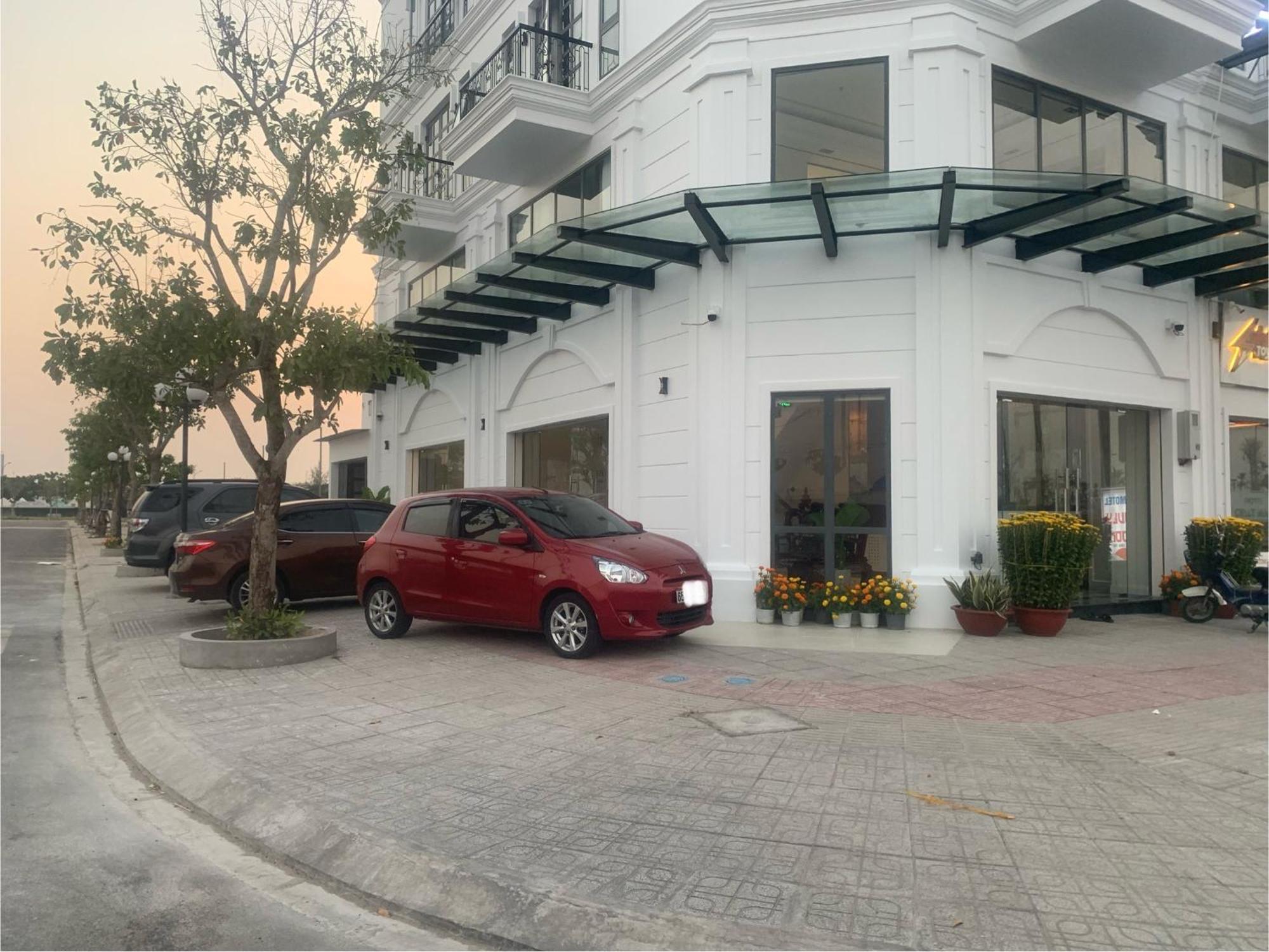 הא טיין Ha Hung Panorama Hotel מראה חיצוני תמונה