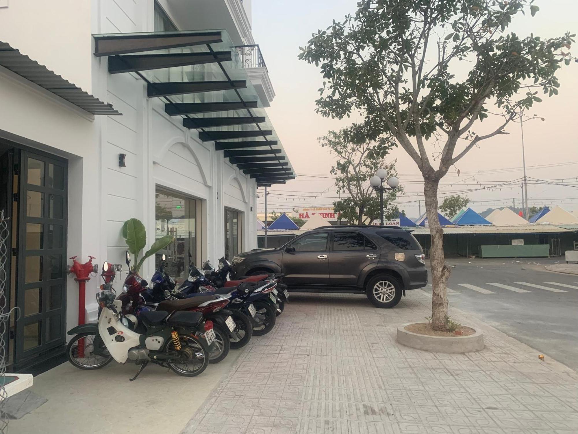 הא טיין Ha Hung Panorama Hotel מראה חיצוני תמונה