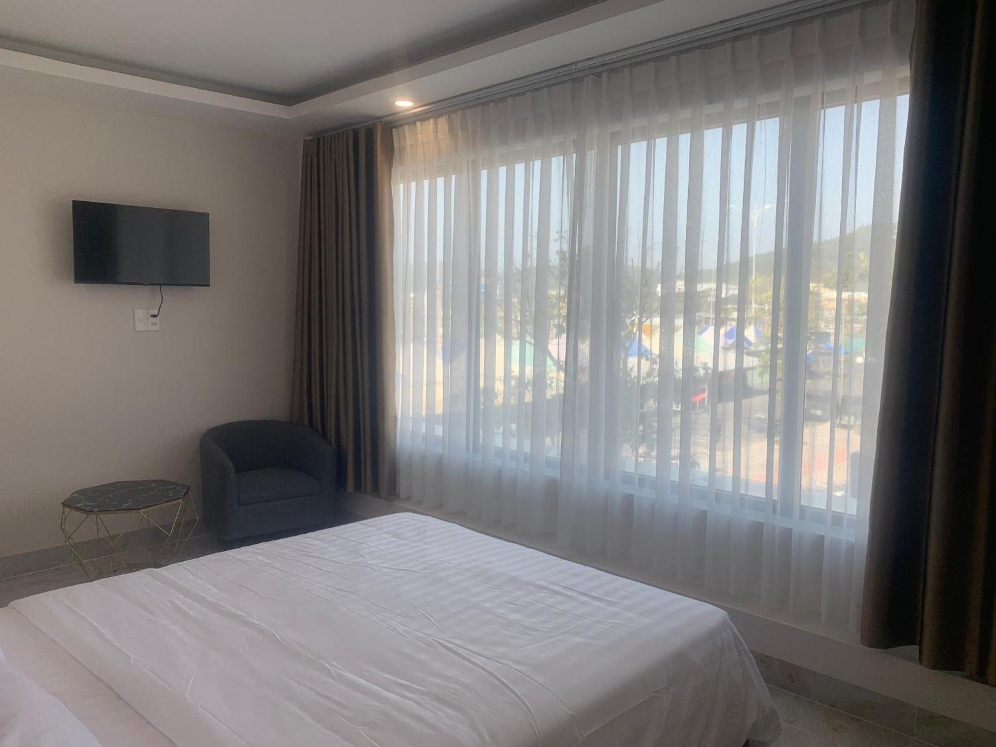 הא טיין Ha Hung Panorama Hotel מראה חיצוני תמונה