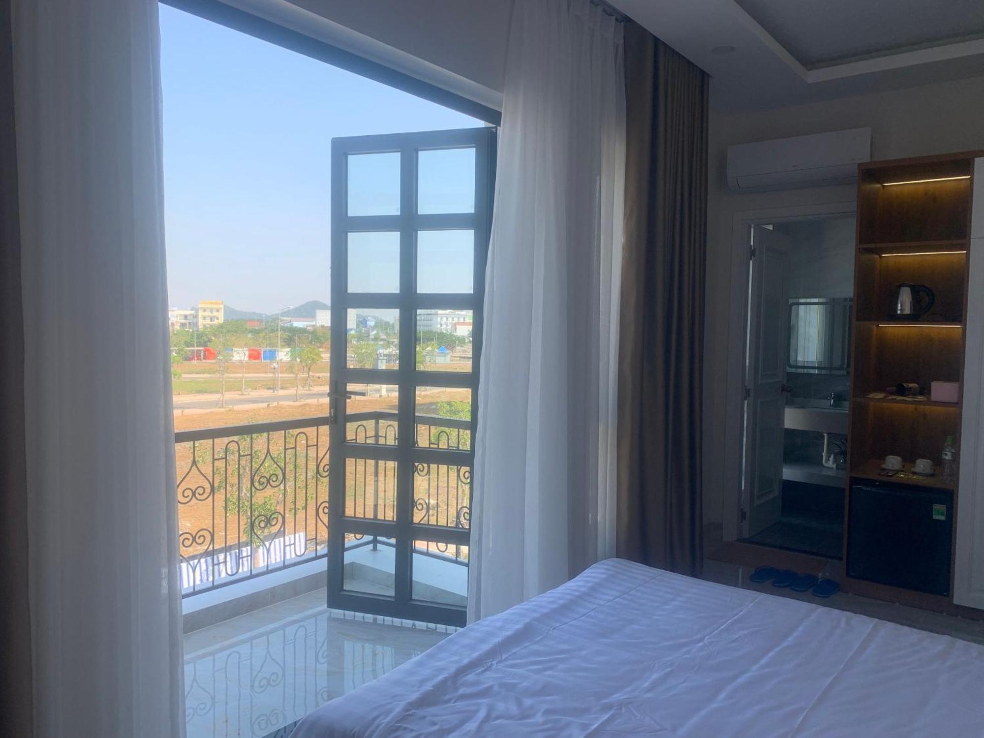 הא טיין Ha Hung Panorama Hotel מראה חיצוני תמונה